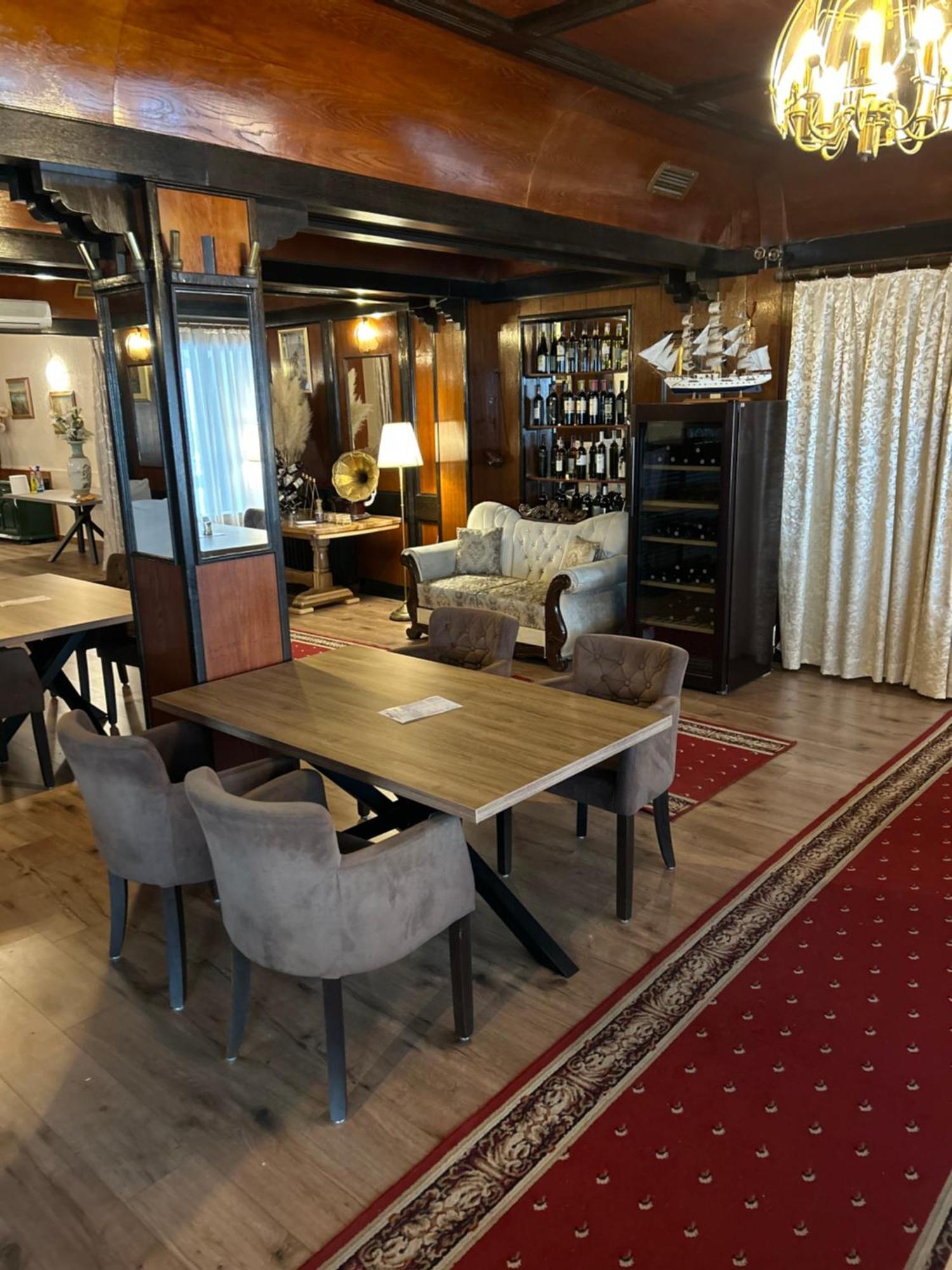 Hotel Martini Zagreb Hotel And Restaurant سيسفيت المظهر الخارجي الصورة