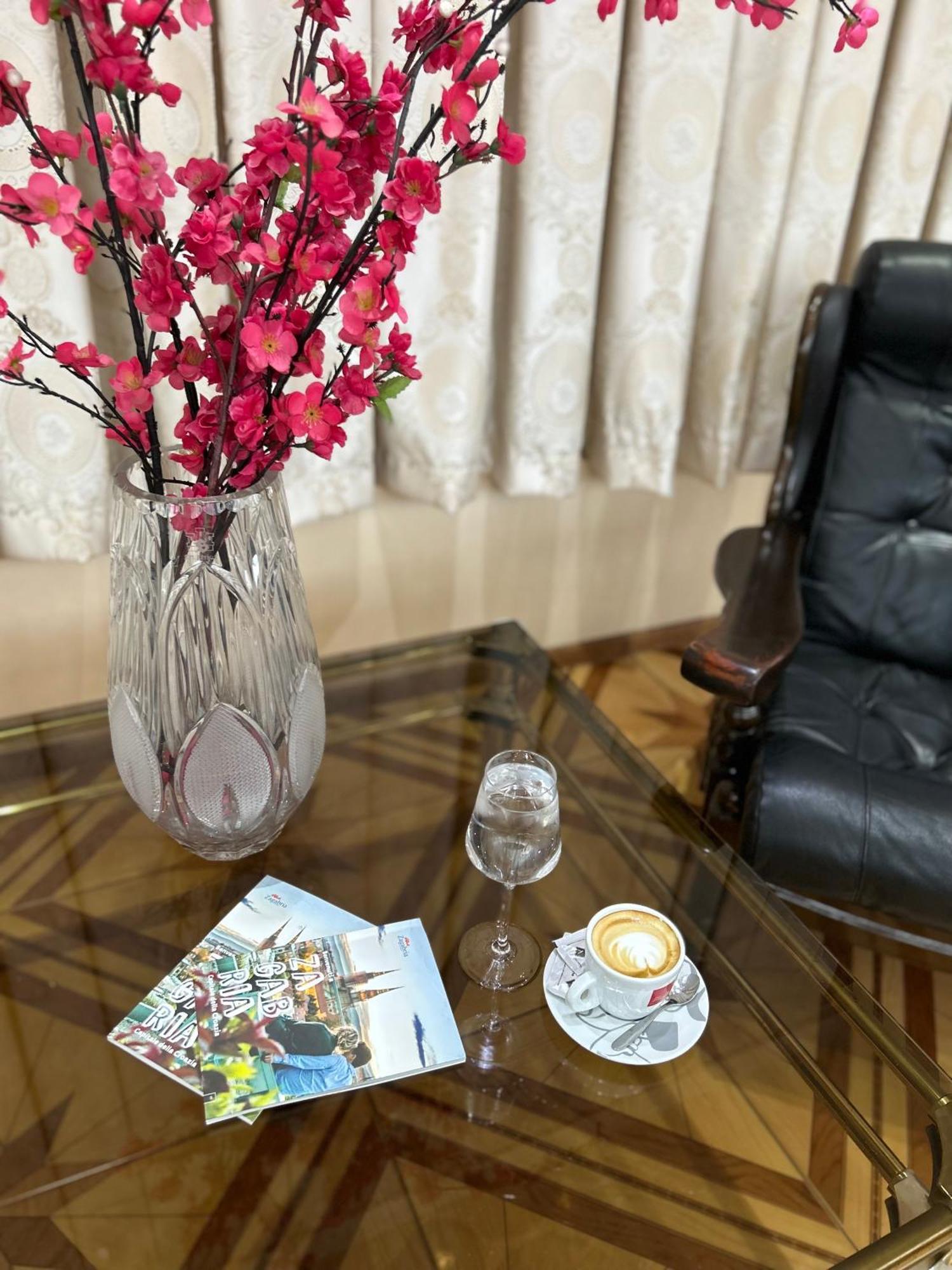 Hotel Martini Zagreb Hotel And Restaurant سيسفيت المظهر الخارجي الصورة